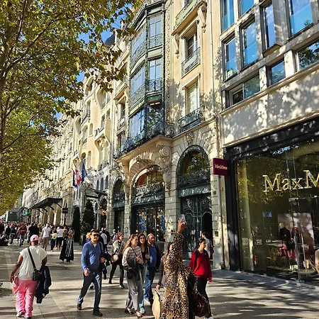 Appartamento Urban Flat 129 - Art Champs-elysees Parigi